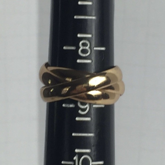 Vintag Avon Gold Tone Rolling Ring Size 8.75 - Picture 2 of 6